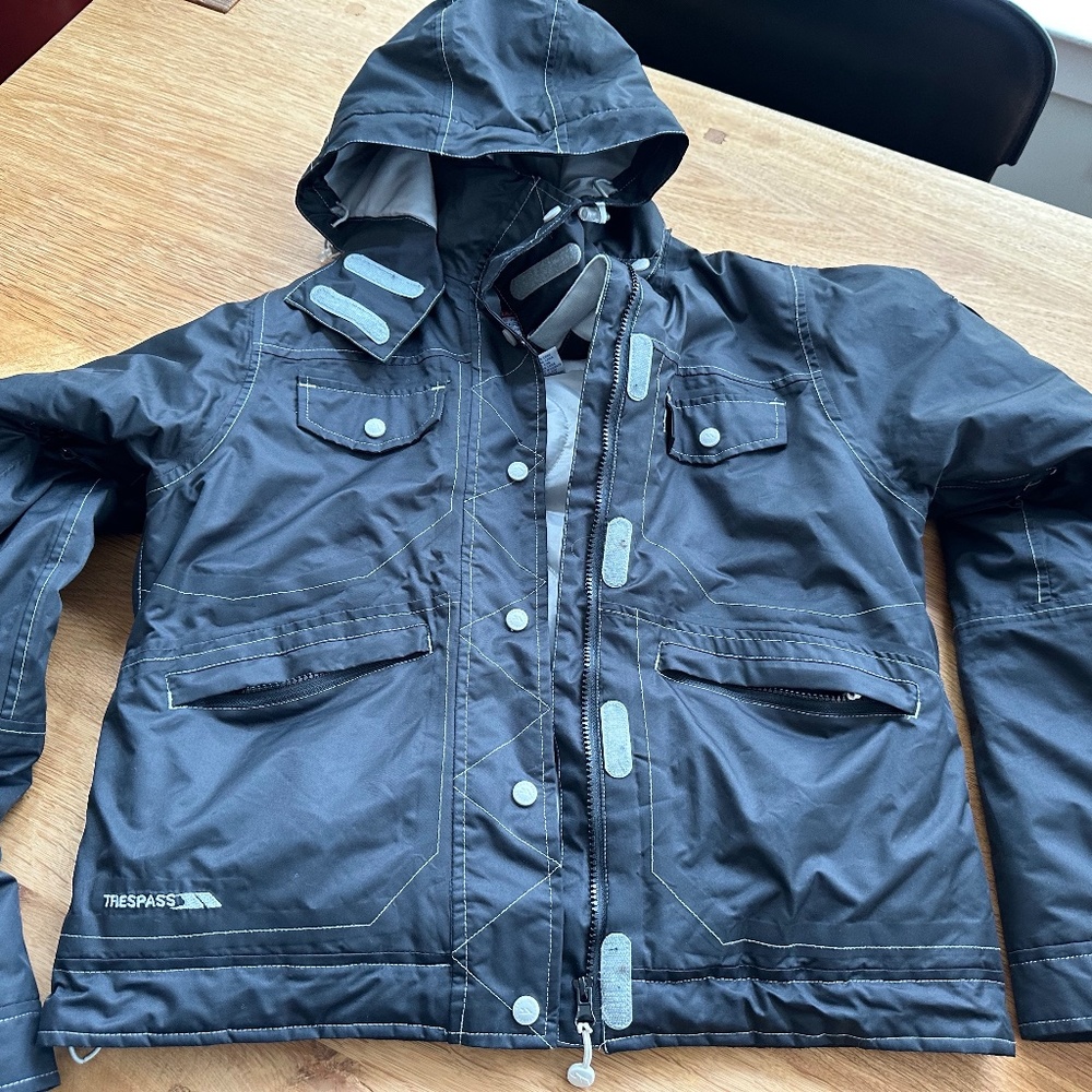 Trespass Ski Jacket Coat MEDIUM Tres-Tex Membrane Black Gray